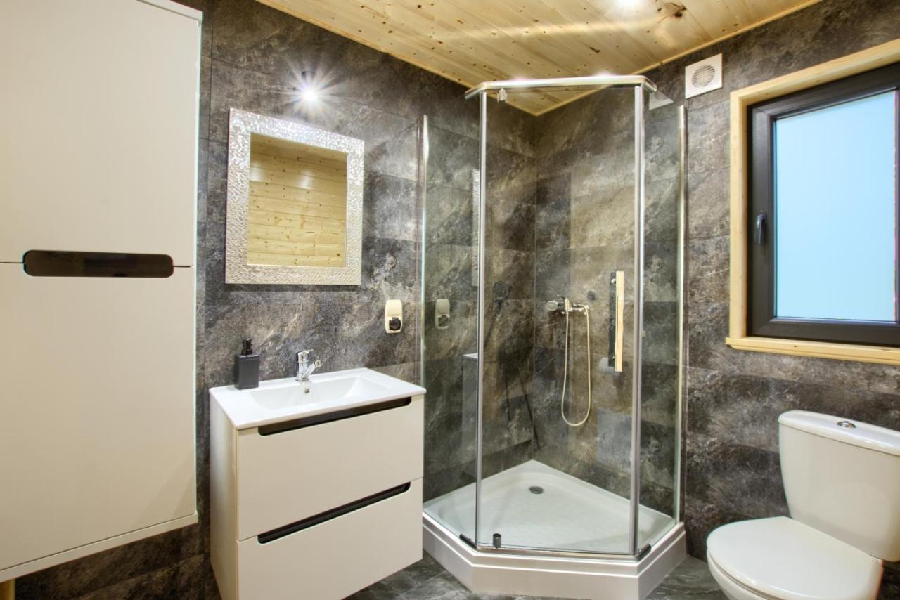 Kolorowe Domki Rewal, 200M Do Plazy, Morza Uwielbiany Przez Rodziny Z Dziecmi Exterior photo