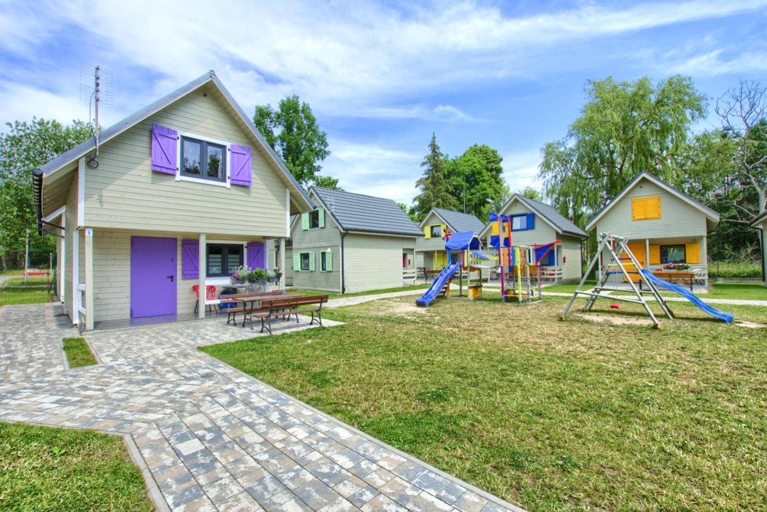 Kolorowe Domki Rewal, 200M Do Plazy, Morza Uwielbiany Przez Rodziny Z Dziecmi Exterior photo